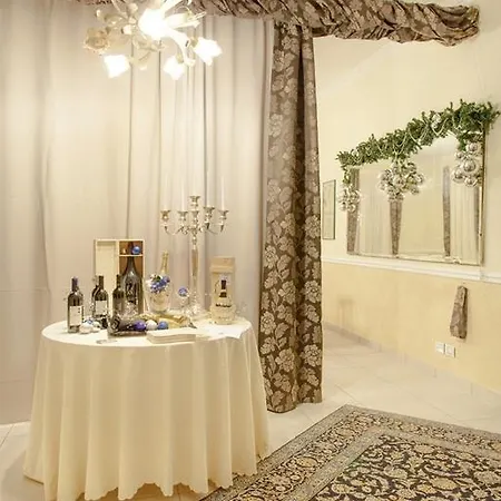 Roma 3* Борго-Валь-ди-Таро